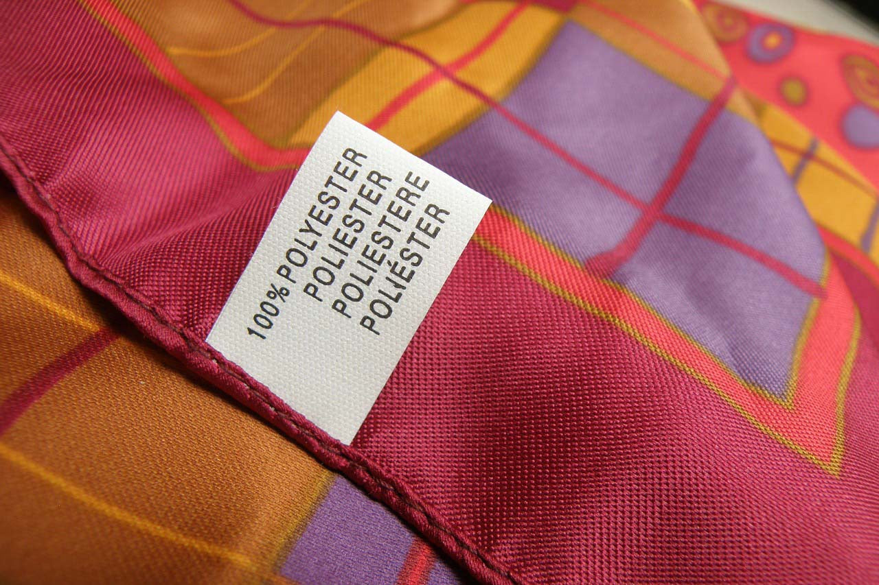 Did you know? Producing polyester releases two to three times more carbon emissions than cotton-PIRKANI