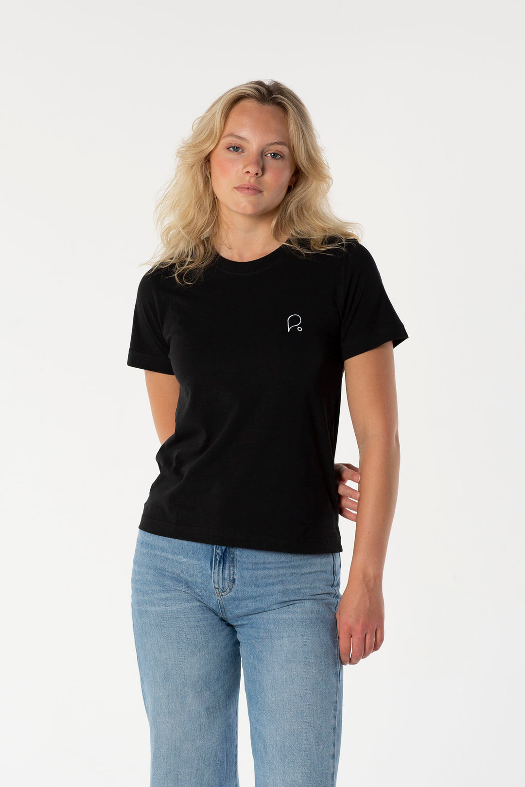 Signature Black - Think Sustainable T-shirt-T-shirts-PIRKANI
