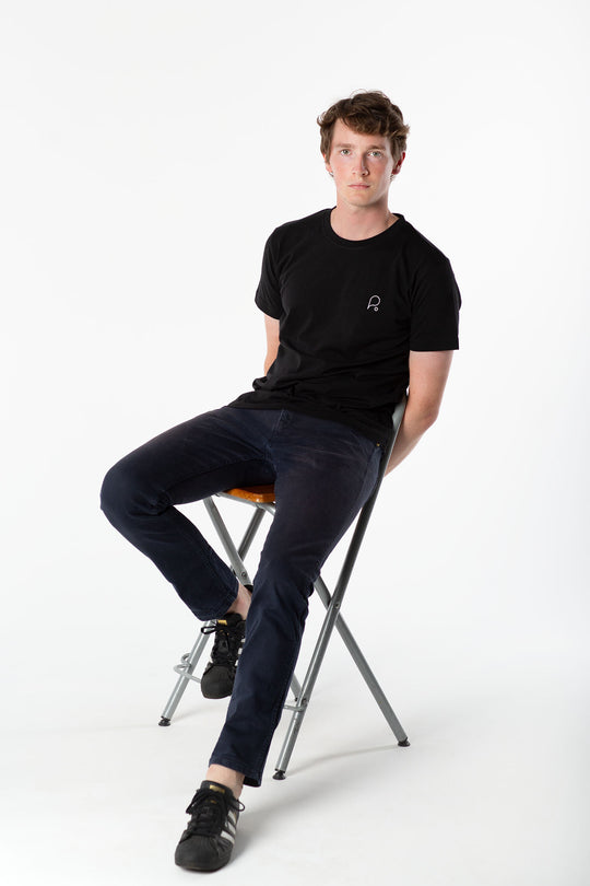 Signature Black - Think Sustainable T-shirt-T-shirts-PIRKANI