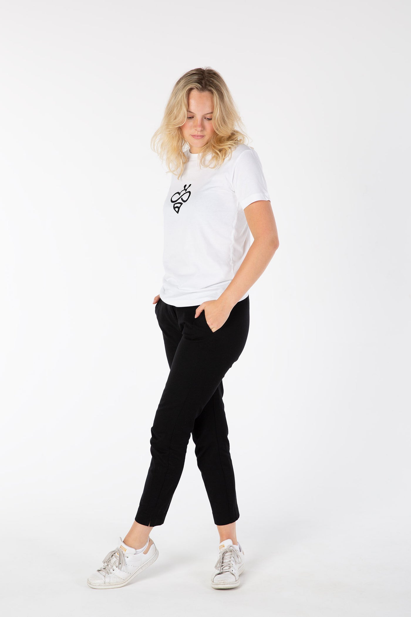 Sustainable Bee Tee - Signature White-T-shirts-PIRKANI