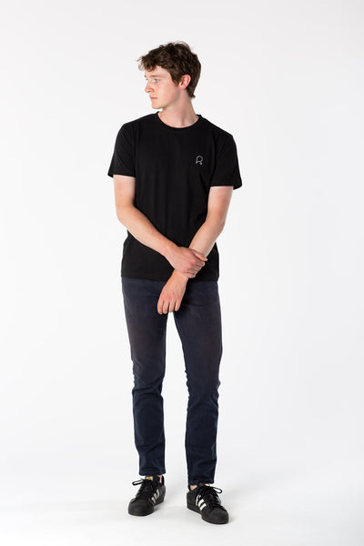 Signature Black - Think Sustainable T-shirt-T-shirts-PIRKANI